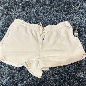 Avia Ottoman Lounge Short